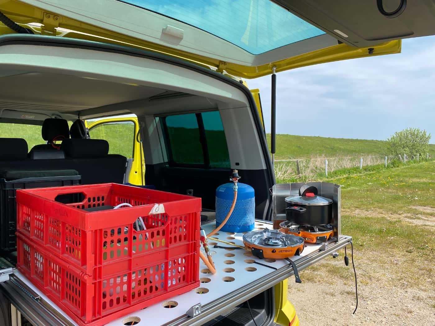 Campingbox mit Vollauszug oben rum Campingbox mit Vollauszug für Betterweiterung oder Heckküche