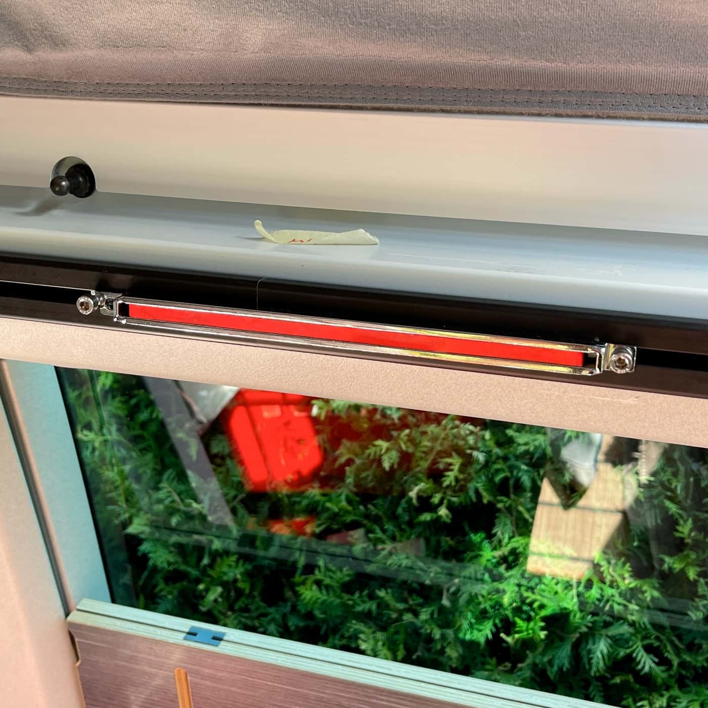 Magnetic strip on VANZEIT ® Vanrail System Profile